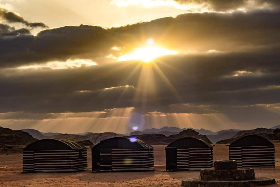Bedouin Adventure & Tours Hotel Rum vádi Kültér fotó